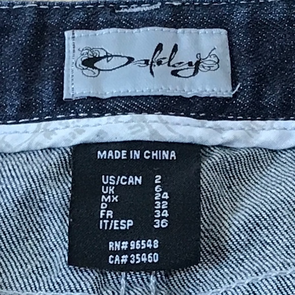 NWOT Women’s Oakley Dark Blue With White Stitching Demin/Jean Skirt With Pockets - Picture 7 of 9